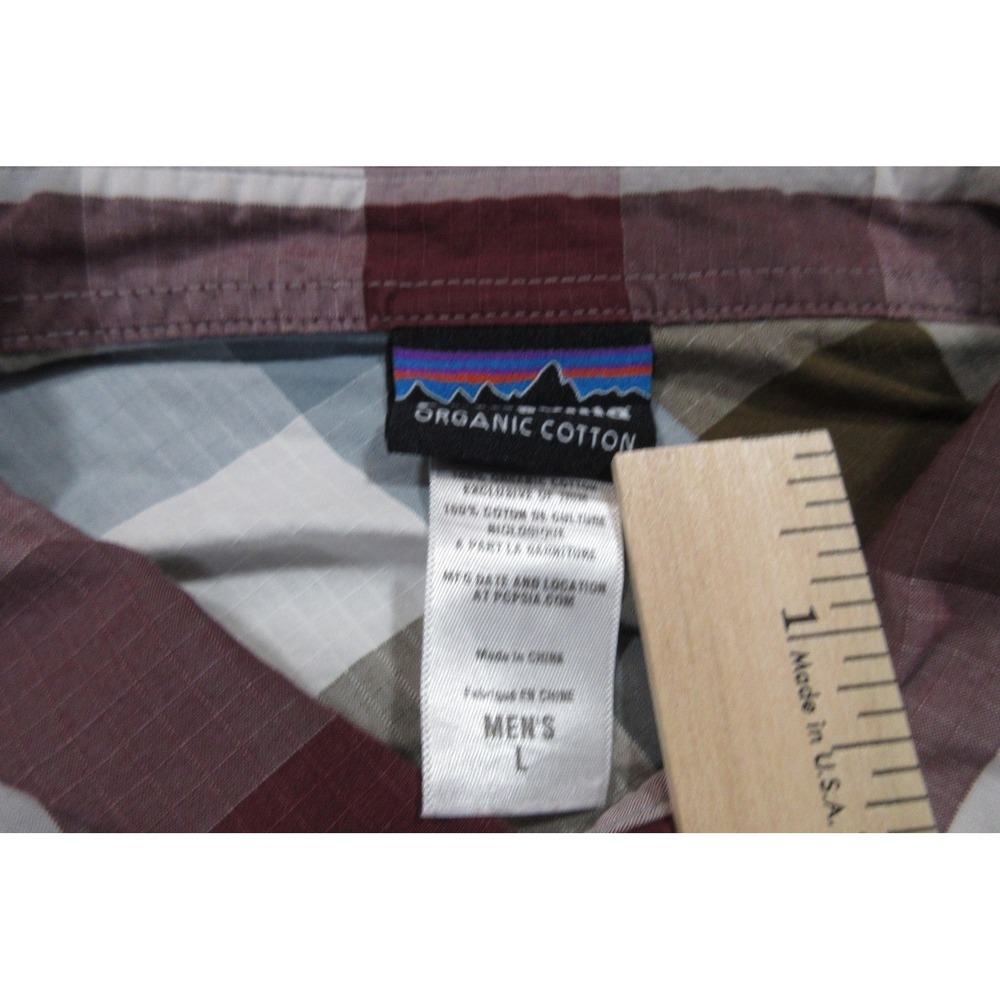 Patagonia Shirt Mens Large Red Gray Plaid Organic Cotton Long Sleeve Button Up - Picture 6 of 7